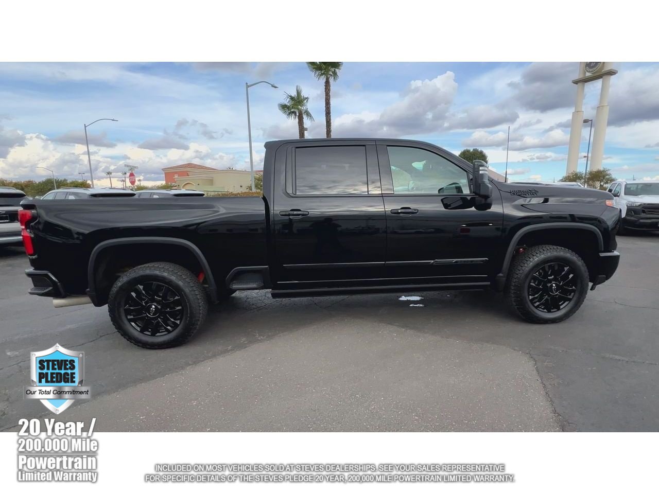 Certified 2025 Chevrolet Silverado 2500 High Country w/ High Country Premium Package AWD/4WD image 2