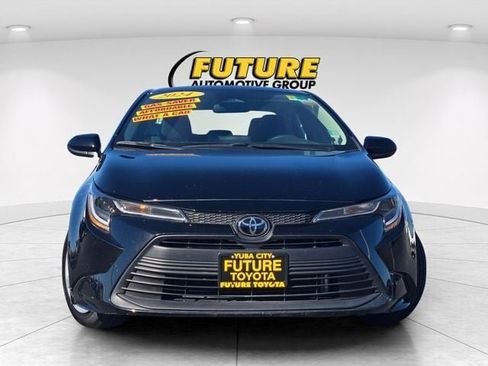 Certified 2024 Toyota Corolla LE image 2