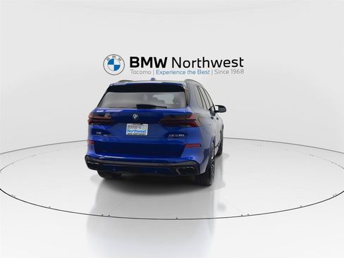 Used 2025 BMW X5 M60i AWD/4WD image 2