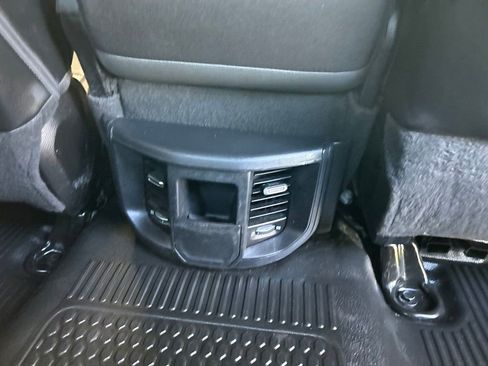 Used 2023 RAM 3500 Tradesman w/ Chrome Appearance Group AWD/4WD image 32