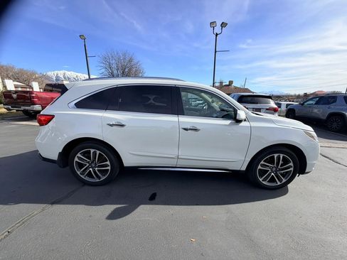 Used 2017 Acura MDX SH-AWD image 3