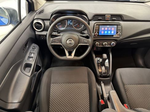Used 2021 Nissan Versa S FWD image 27