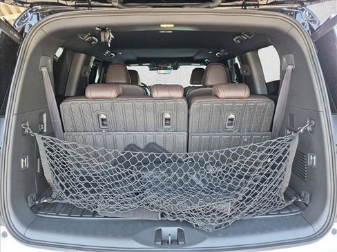 Used 2025 Nissan Armada Platinum AWD/4WD image 6