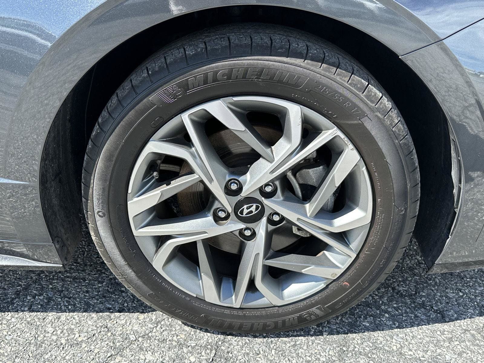 Certified 2023 Hyundai Sonata SEL w/ Preferred Accessory Package FWD image 10