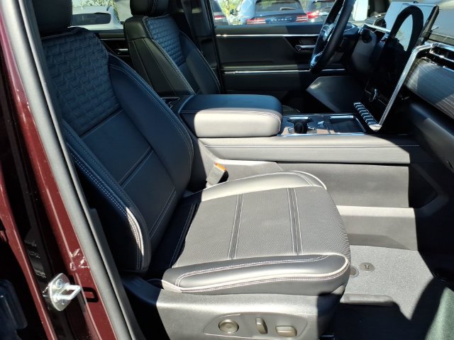 Used 2025 GMC Sierra EV Denali AWD/4WD image 25