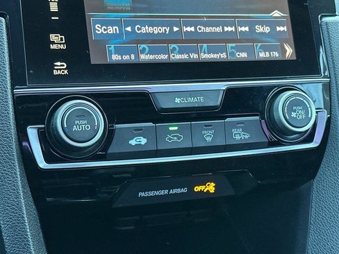 Used 2018 Honda Civic EX image 19