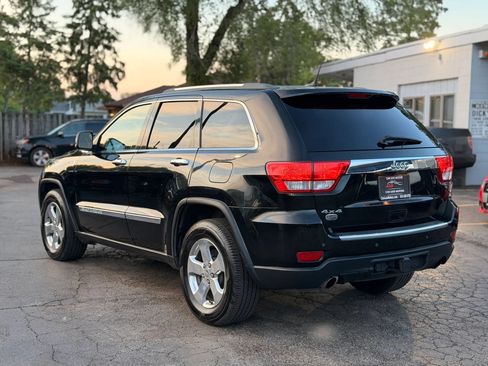 Used 2013 Jeep Grand Cherokee Overland AWD/4WD image 6