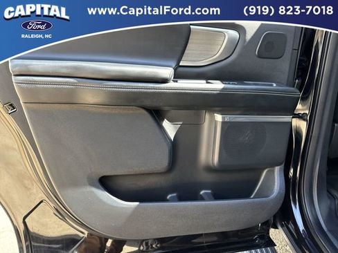 Certified 2025 Ford Expedition Max Platinum w/ Driver's Package image 18