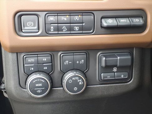 Certified 2023 Chevrolet Tahoe High Country image 13