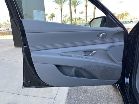 New 2026 Hyundai Elantra Sport image 7