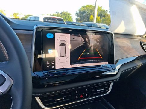 New 2026 Volkswagen Atlas SE FWD image 11