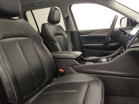 Used 2023 Jeep Grand Cherokee 4WD 4xe image 21