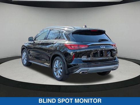 Used 2021 INFINITI QX50 Essential w/ Convenience Package AWD/4WD image 6