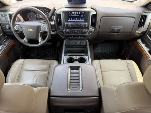 Used 2017 Chevrolet Silverado 2500 LTZ w/ LTZ Plus Package RWD image 12