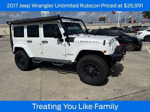 Used 2017 Jeep Wrangler Unlimited Rubicon w/ Connectivity Group AWD/4WD image 1