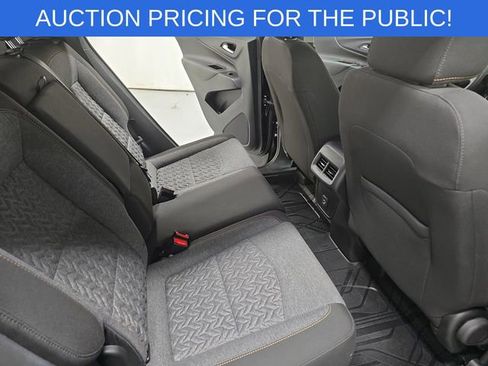 Used 2022 Chevrolet Equinox LT w/ LPO, Floor Liner Package image 11