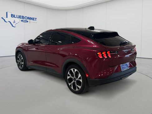 Certified 2025 Ford Mustang Mach-E Select RWD image 7