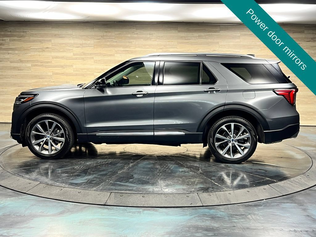 Used 2025 Ford Explorer Platinum w/ Ultimate Package AWD/4WD image 12