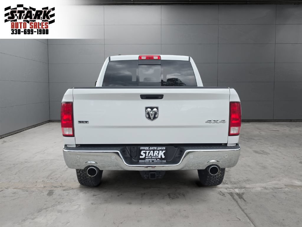 Used 2017 RAM 1500 Classic SLT w/ SLT Plus D←cor Group AWD/4WD image 4