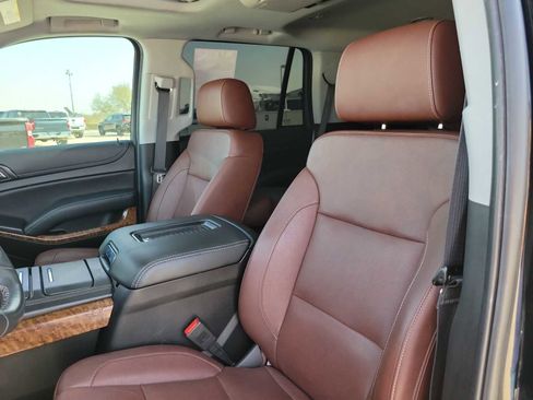 Used 2020 Chevrolet Tahoe Premier w/ Premier Plus Edition image 11