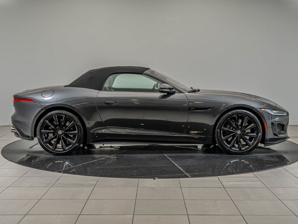 Used 2024 Jaguar F-TYPE R AWD/4WD image 5