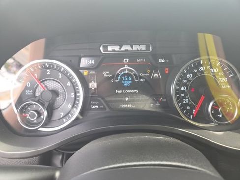 Used 2025 RAM 1500 Big Horn AWD/4WD image 23