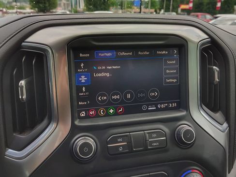 Used 2020 Chevrolet Silverado 1500 LT Trail Boss AWD/4WD image 16
