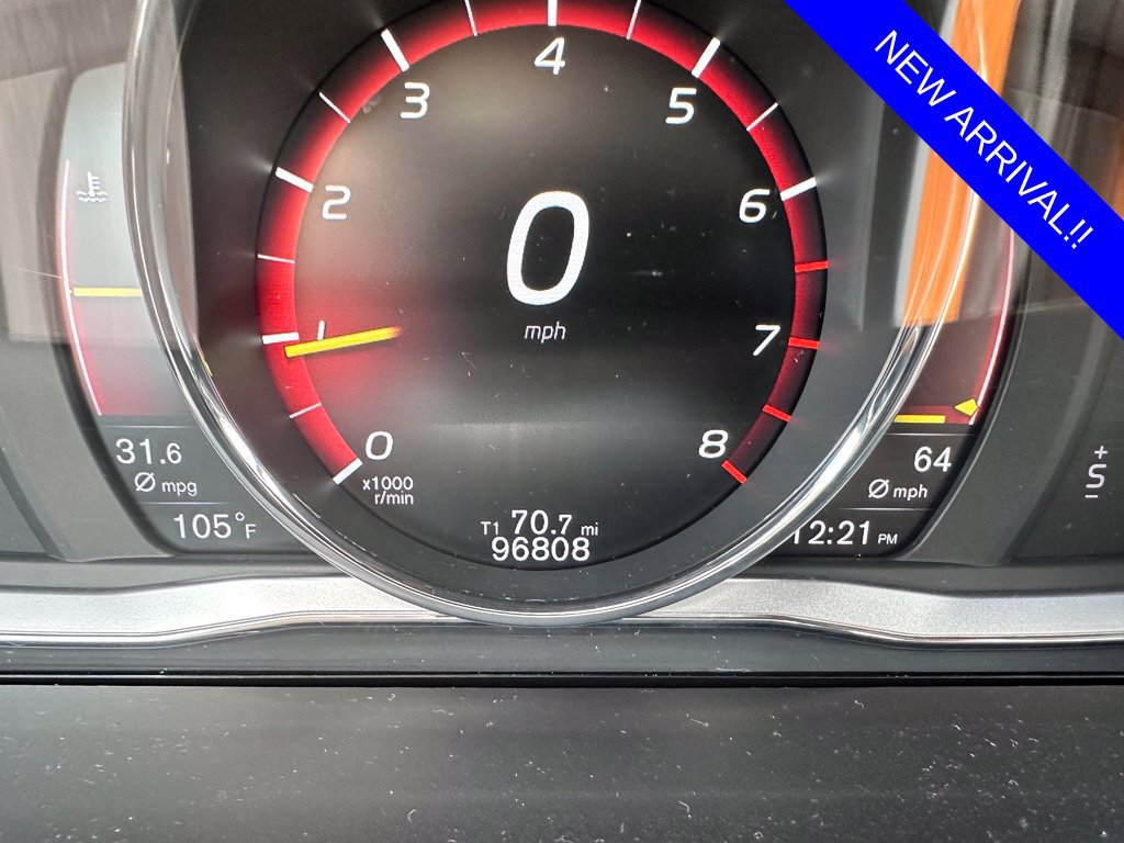 Used 2017 Volvo XC60 T5 Inscription w/ Preferred Option Package FWD image 10