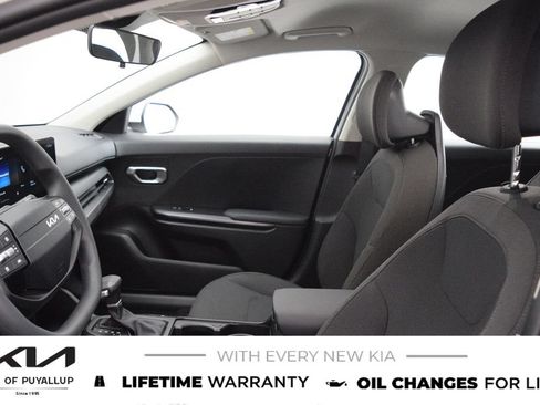 New 2026 Kia K4 FWD image 10
