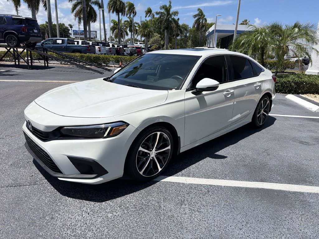 Certified 2024 Honda Civic Touring image 4