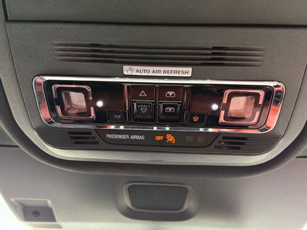 Used 2025 Lincoln Aviator Reserve AWD/4WD image 18