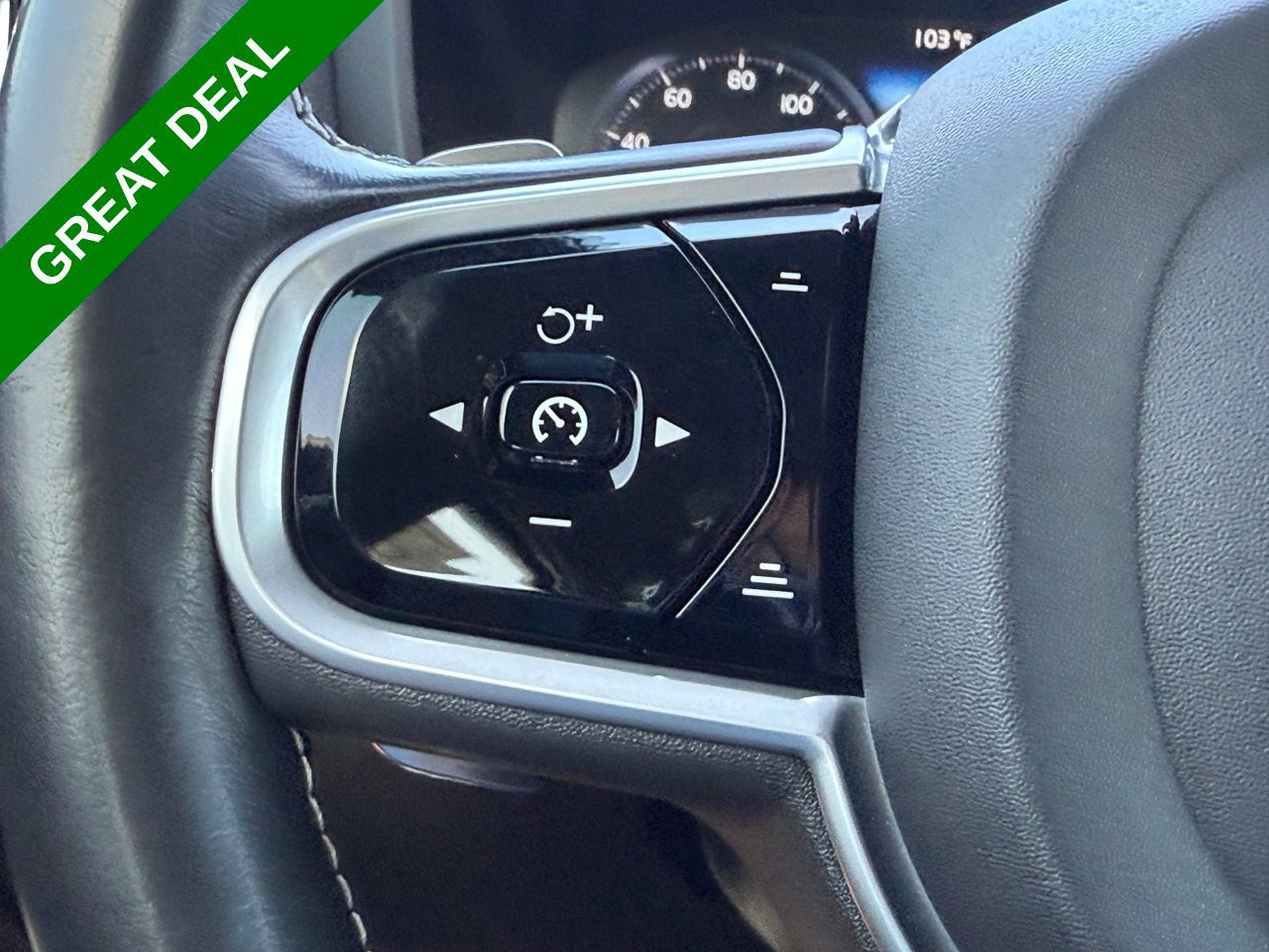 Used 2020 Volvo V60 T6 R-Design FWD image 19