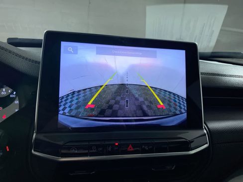 Used 2023 Jeep Compass Trailhawk image 19