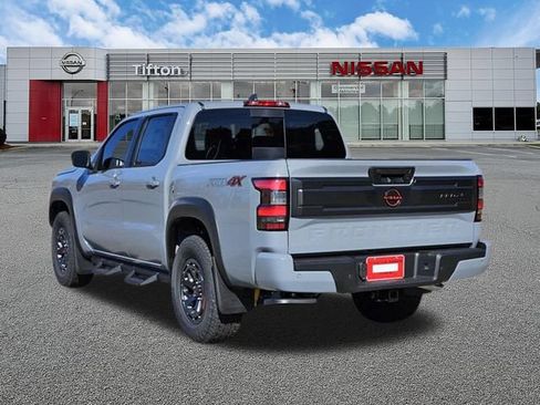 New 2026 Nissan Frontier PRO-4X w/ Tow Package AWD/4WD image 5
