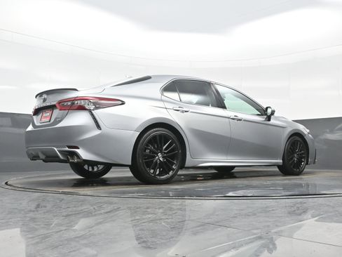 Used 2023 Toyota Camry XSE image 33