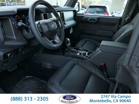 New 2025 Ford Bronco 4-Door AWD/4WD image 15
