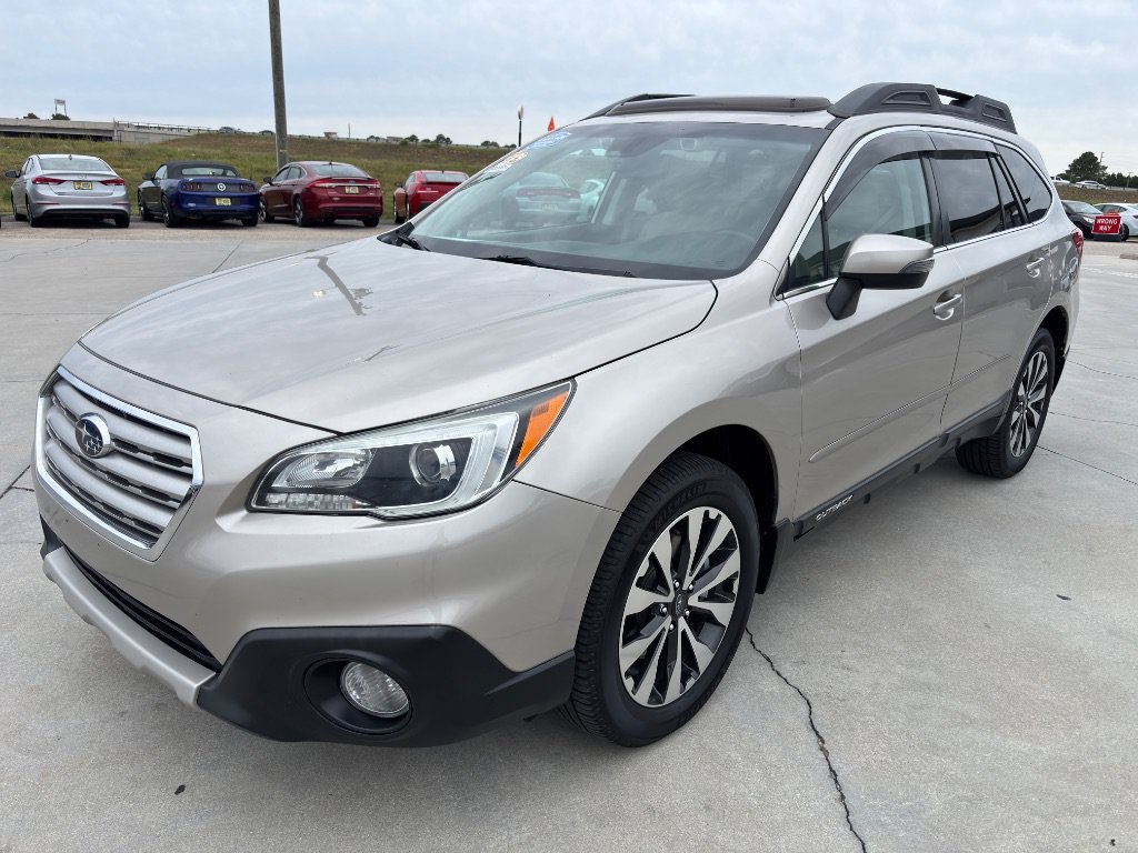 Used 2017 Subaru Outback 3.6R Limited AWD/4WD image 8