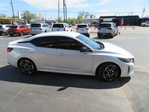 Used 2024 Nissan Sentra SR image 4