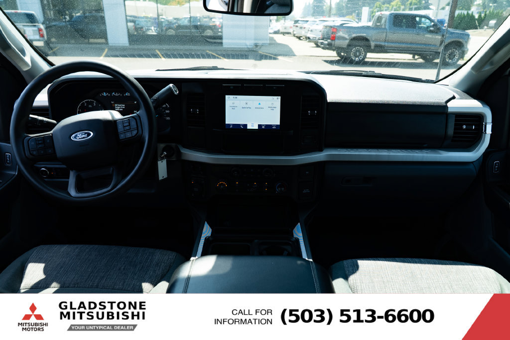 Used 2023 Ford F350 XLT AWD/4WD image 9