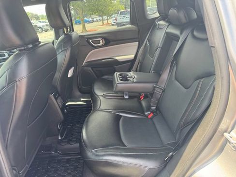 Certified 2023 Jeep Compass Limited AWD/4WD image 19