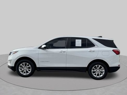 Used 2021 Chevrolet Equinox LT AWD/4WD image 2