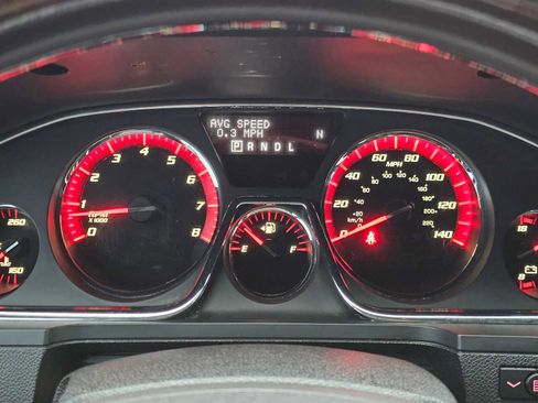 Used 2014 GMC Acadia Denali image 32