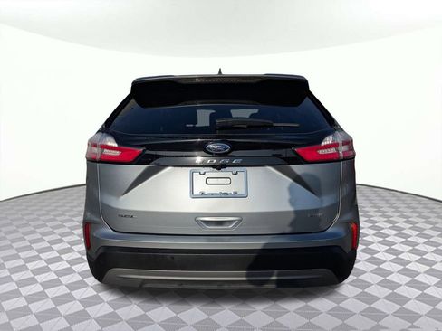 Used 2024 Ford Edge SEL image 4