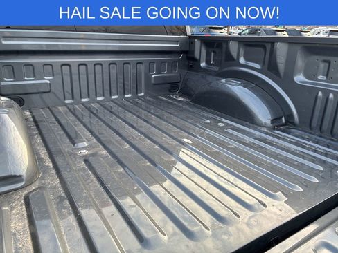 Used 2023 Ford F150 Lariat w/ Trailer Tow Package image 13