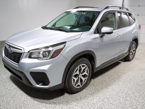 Used 2020 Subaru Forester Premium image 34