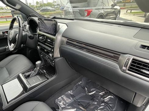 Used 2023 Lexus GX 460 Premium w/ Premium Plus Package AWD/4WD image 25