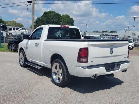 Used 2013 RAM 1500 R/T w/ Convenience Group RWD image 4