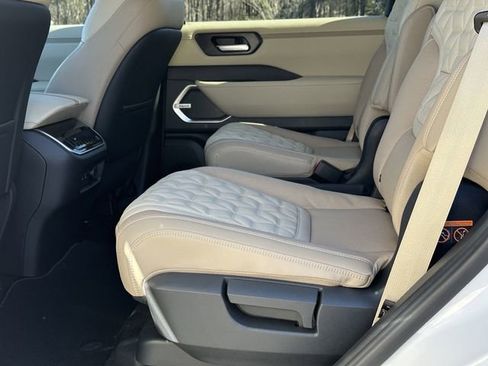 New 2026 Nissan Armada Platinum image 16