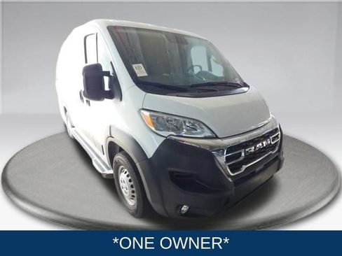 Used 2025 RAM ProMaster 2500 w/ U-Haul Equipment Group FWD image 2