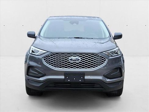 New 2024 Ford Edge SE image 6